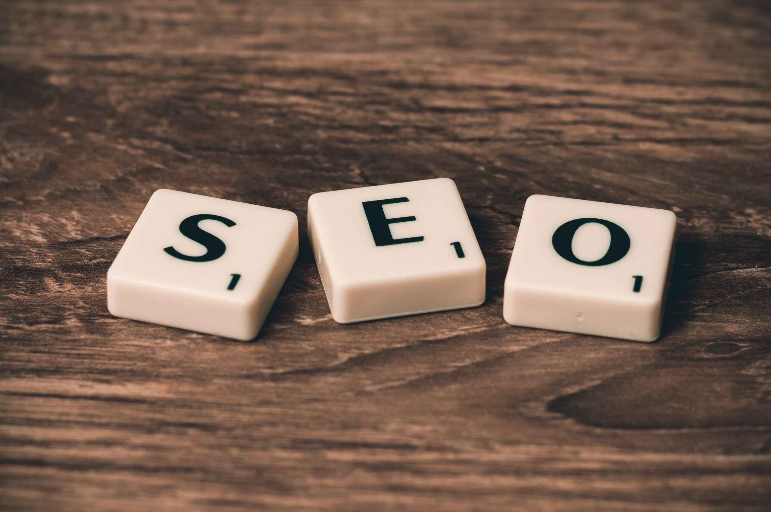 Letras de SEO que muestran su importancia